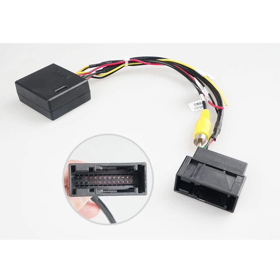 Adaptor camera marsarier originala Volkswagen la navigatie android aftermaket