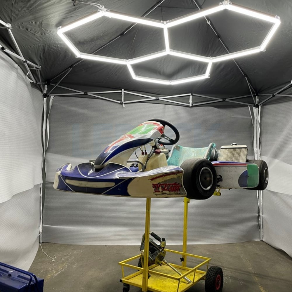 Lumină LED Hexagonală – 3 Module 98x244CM - Garaj, Dormitor, Cameră Gaming, Spații Private