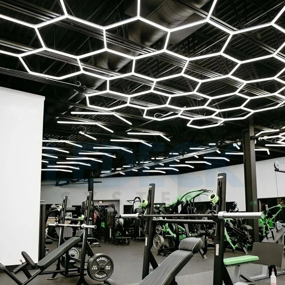 Lumină LED Hexagonală – 14 Module + Rama 484x243CM – Sală Fitness, Gym, Studio Antrenamente Profesionale