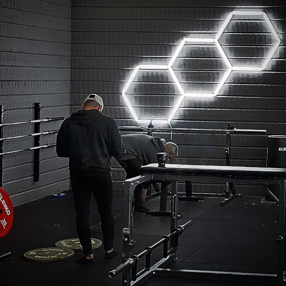 Lumină LED Hexagonală – 3 Module 98x244CM - Garaj, Dormitor, Cameră Gaming, Spații Private