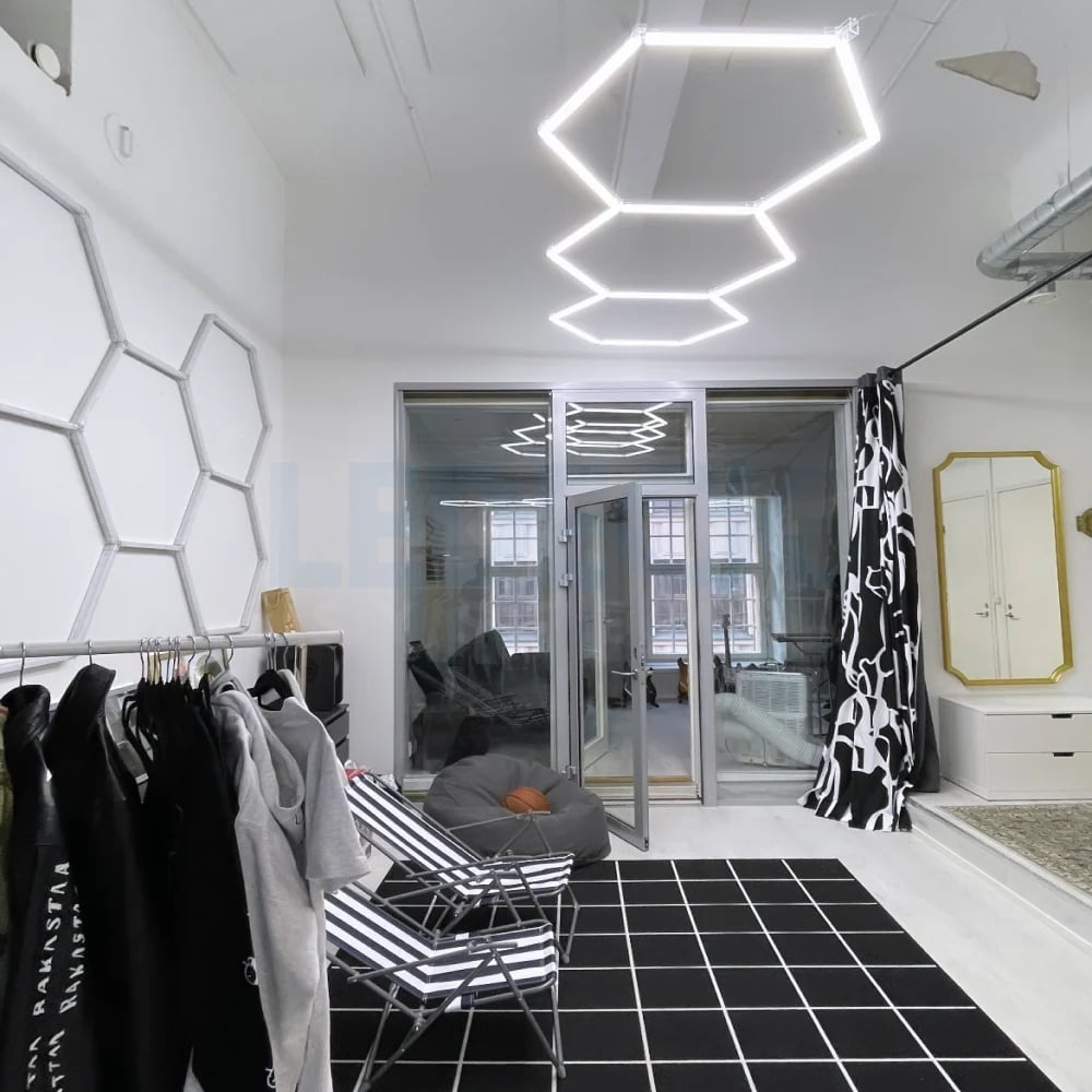 Lumină LED Hexagonală – 3 Module 98x244CM - Garaj, Dormitor, Cameră Gaming, Spații Private