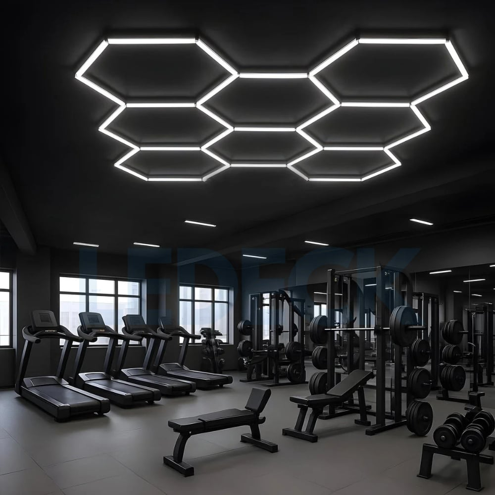 Lumină LED Hexagonală – 14 Module + Rama 484x243CM – Sală Fitness, Gym, Studio Antrenamente Profesionale