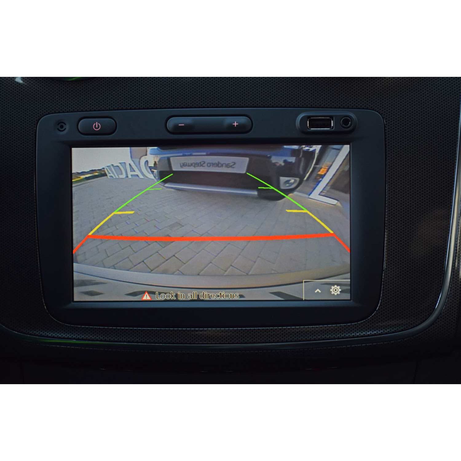 Kit adaptor + camera marsarier pentru navigatie originala Dacia, Renault